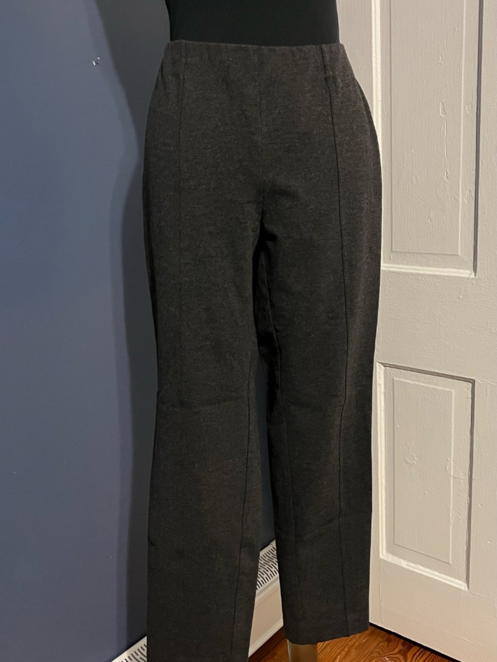 J. JILL Charcoal Grey Slim Leg Ankle Ponte Pants Med
